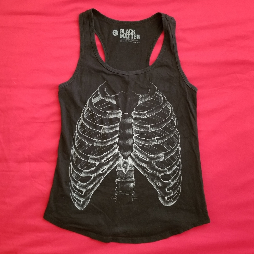 SOLD Hot Topic lightweight black tank top